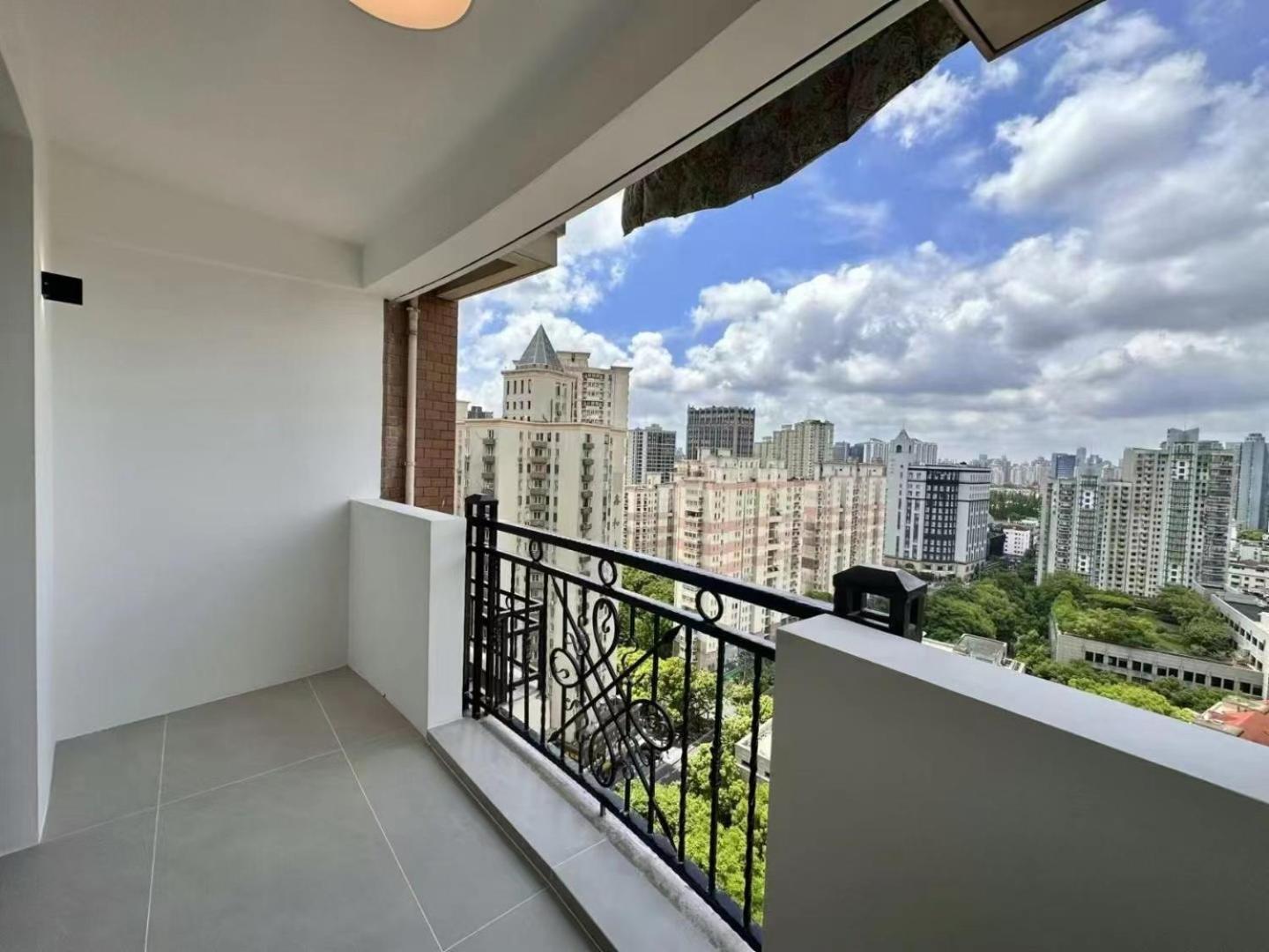 Eastern Hub - Jing'an Temple Branch Hanlin Mansion Jing'an Temple Nanjing West Road Henglong Plaza Jiuguang Center Mall *